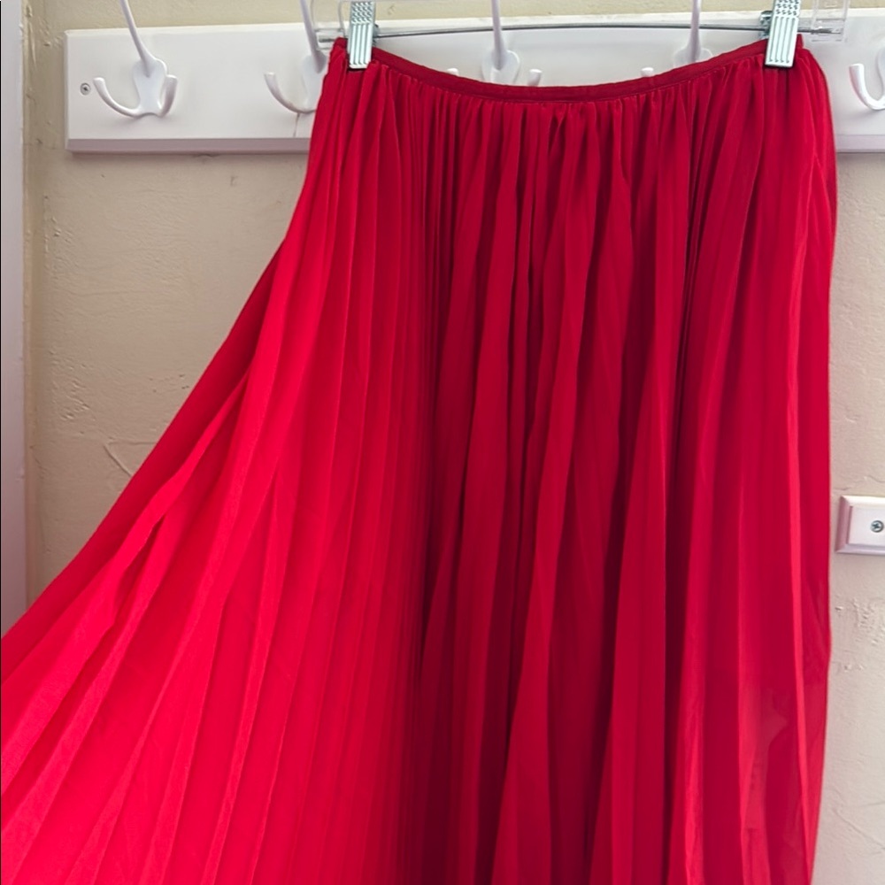 J.ING Red A-Line Tulle pleat Maxi Skirt BNWT